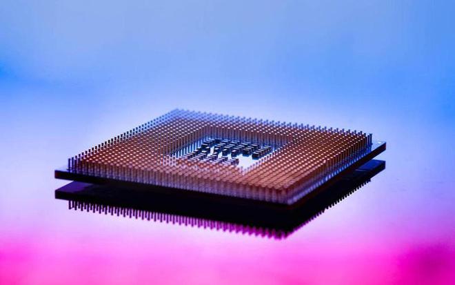 分銷Infineon工業(yè)微控制器、汽車微控制器（MCU）